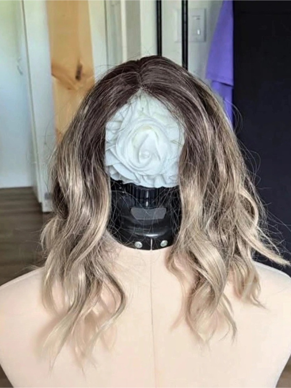 Wavy Ombre Wig in Brown & Blonde Like New